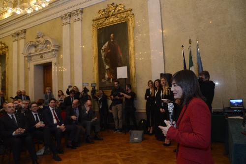 Debora Serracchiani (Presidente Regione Friuli Venezia Giulia) interviene durante cerimonia di maiden call per l'attracco della Msc Seaside - Trieste 30/11/2017